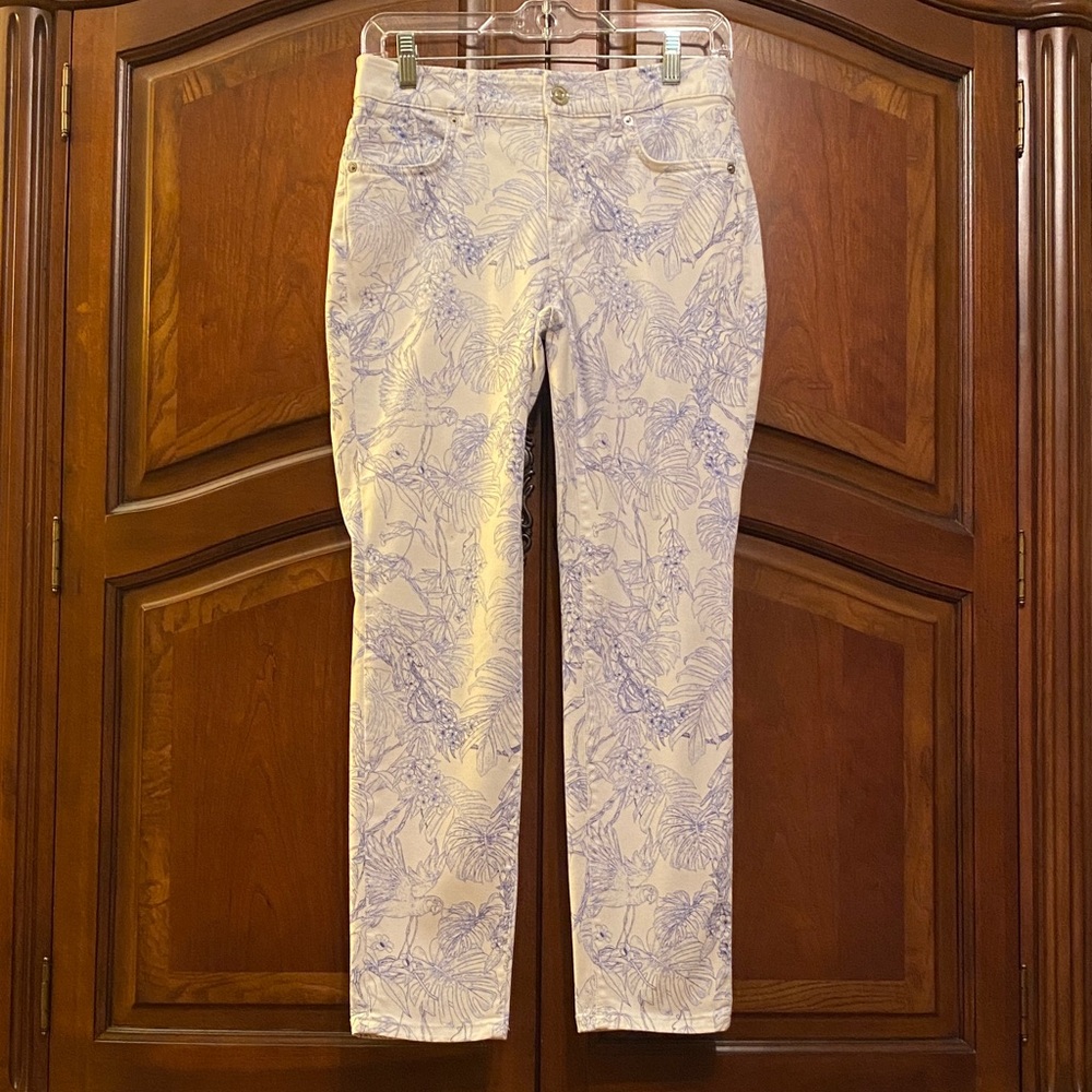 Tommy Bahama White and Blue Women's Ankle Jeans